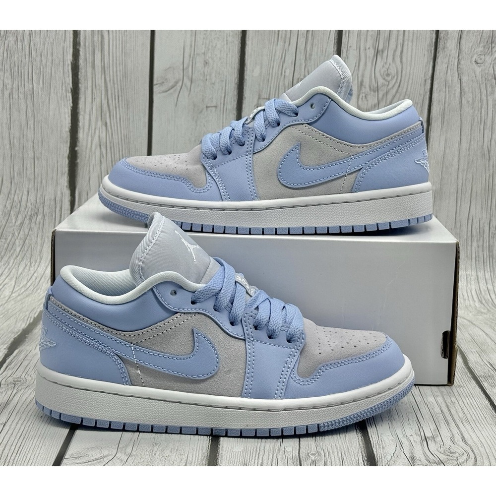 Nike Women's Air Jordan 1 Low Aluminum Size 5 DC0774‑050 - Picture 1 of 8